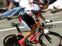 开云体育在线-欧冠之夜，金玟哉一锤定音，比利时式坚韧击碎佛罗伦萨艺术足球