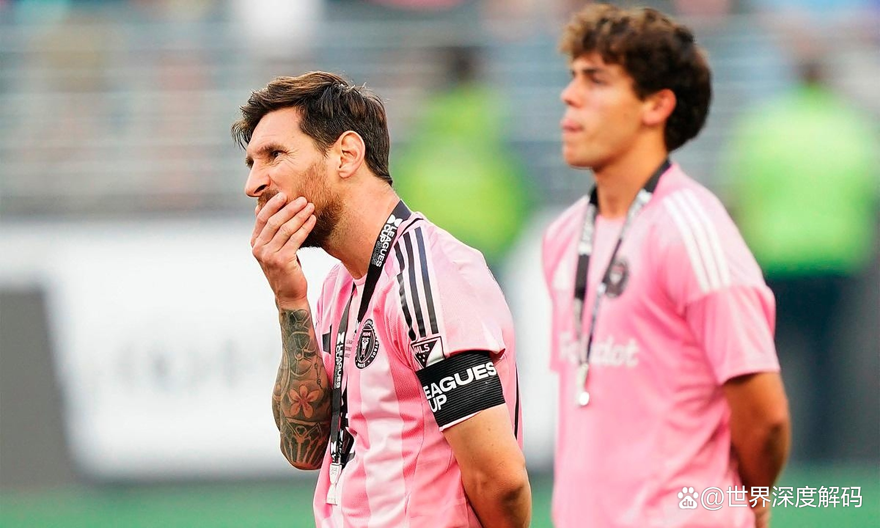 包含巴塞罗那-完胜对手，梅西上演帽子戏法的词条