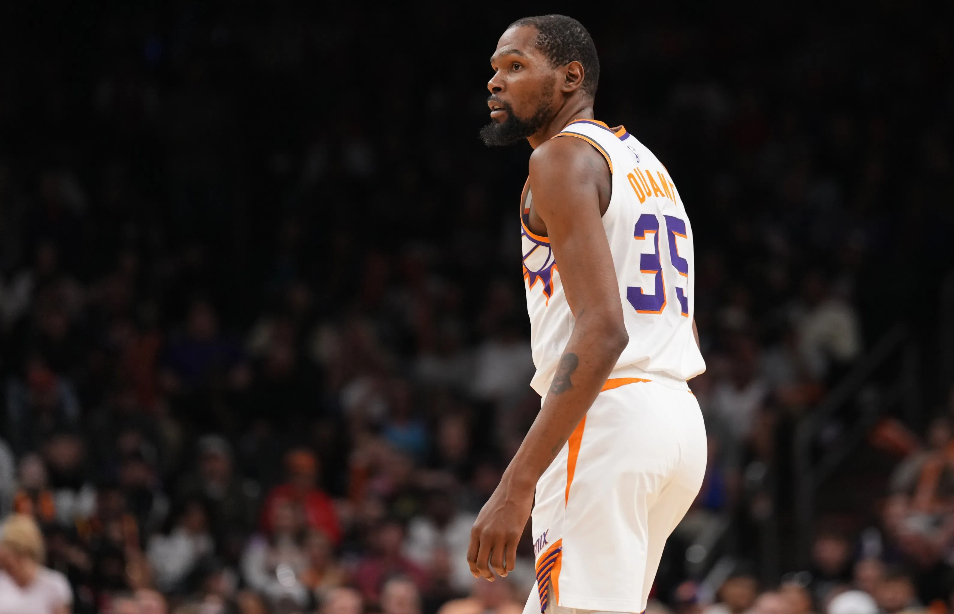 关于太阳队备受关注，球员表现优秀的信息