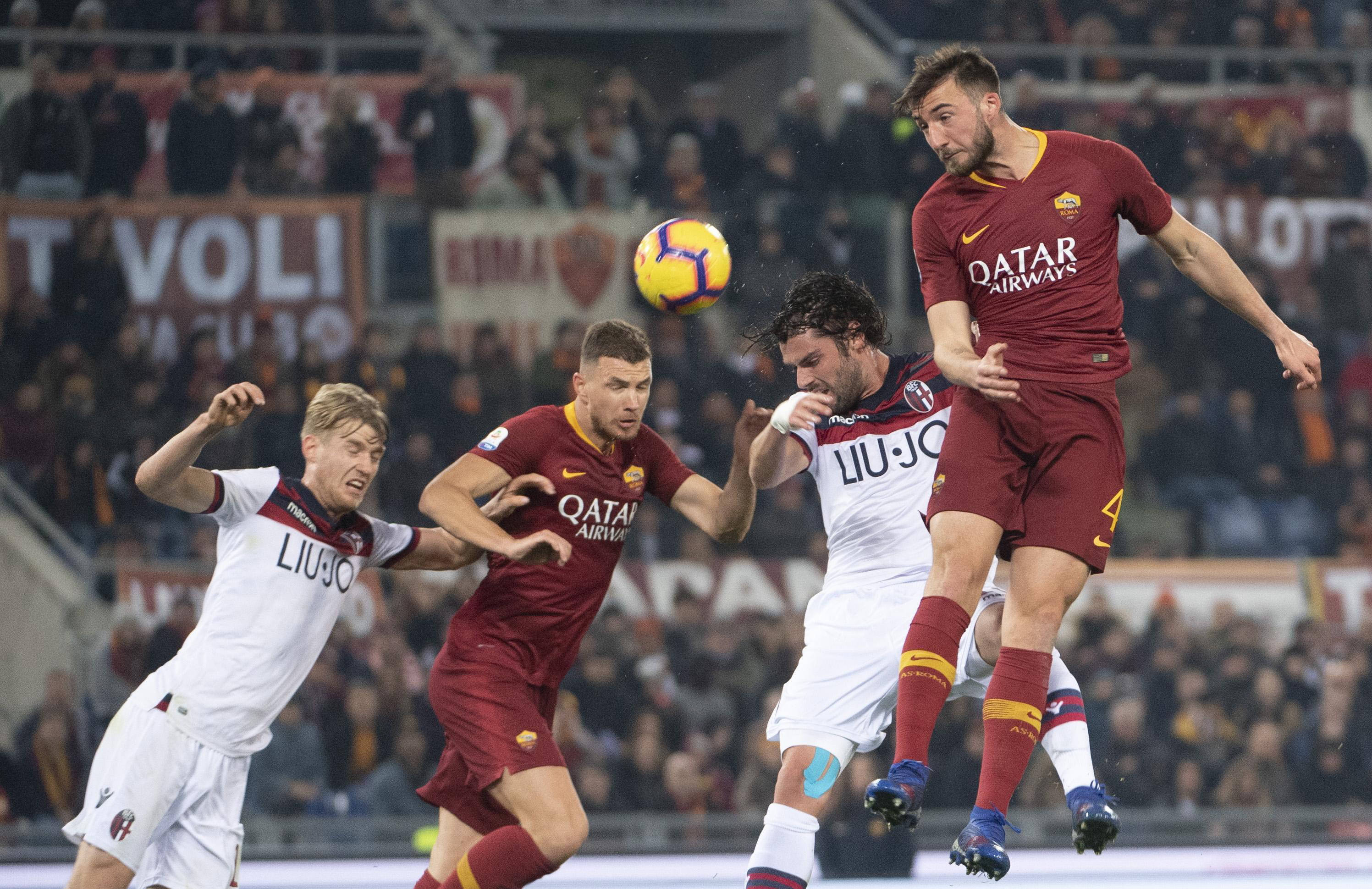 意大利国门表现出色，帮助球队晋级