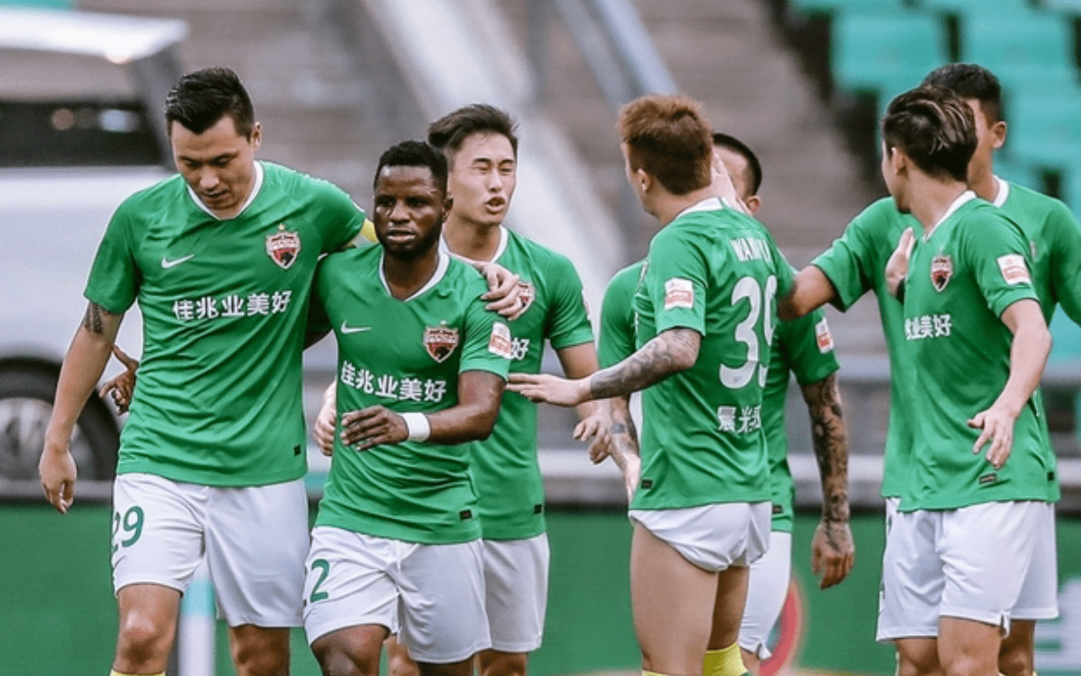 包含博洛尼亚全队表现出众,再次登顶积分榜的词条 包含博洛尼亚全队表现出众,再次登顶积分榜的词条