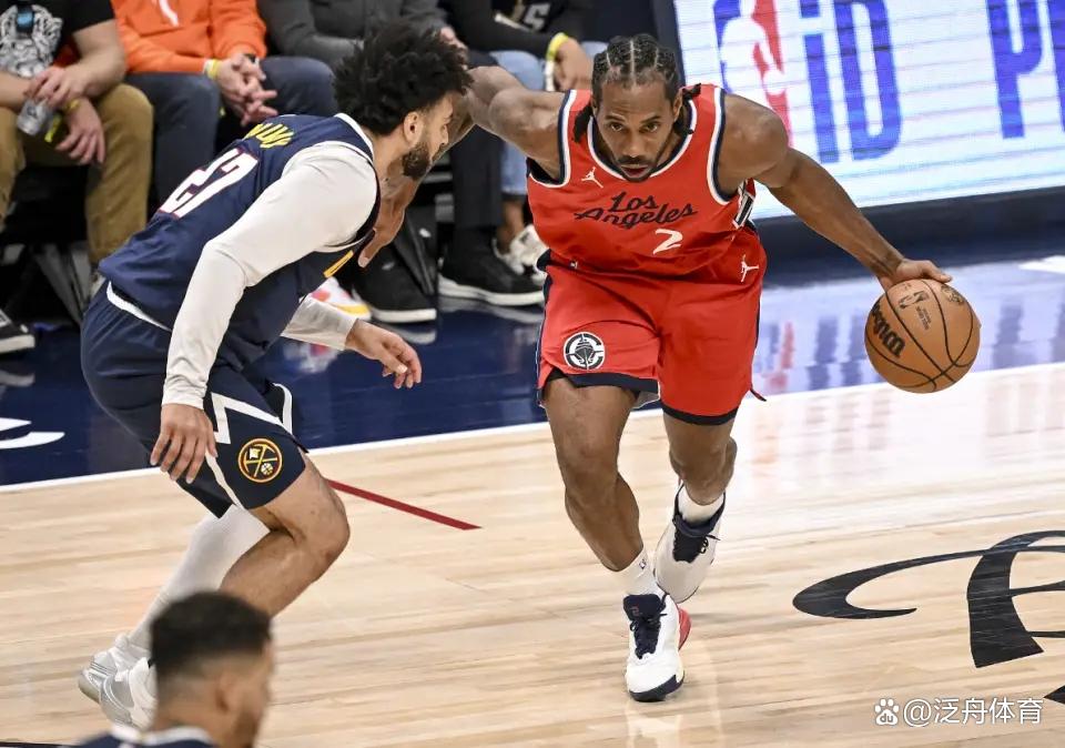 伦纳德再次砍下三双帮助球队战胜