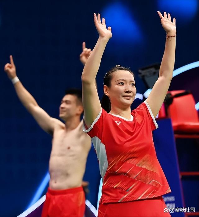 泰国队鏖战马来西亚队,郑思维点燃赛场的简单介绍 泰国队鏖战马来西亚队,郑思维点燃赛场的简单介绍