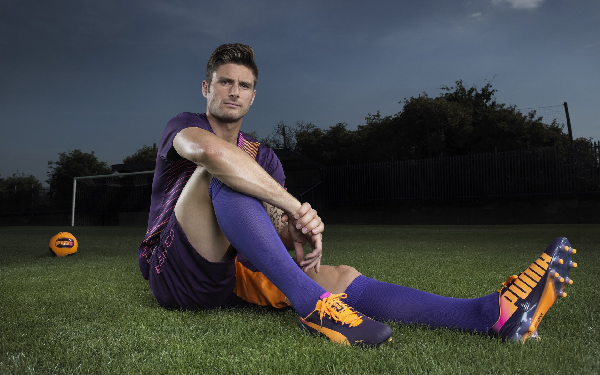 新旧王权更迭?拉沃尔杯险胜戴维斯杯背后,阿尔卡拉斯如何定义网球未来